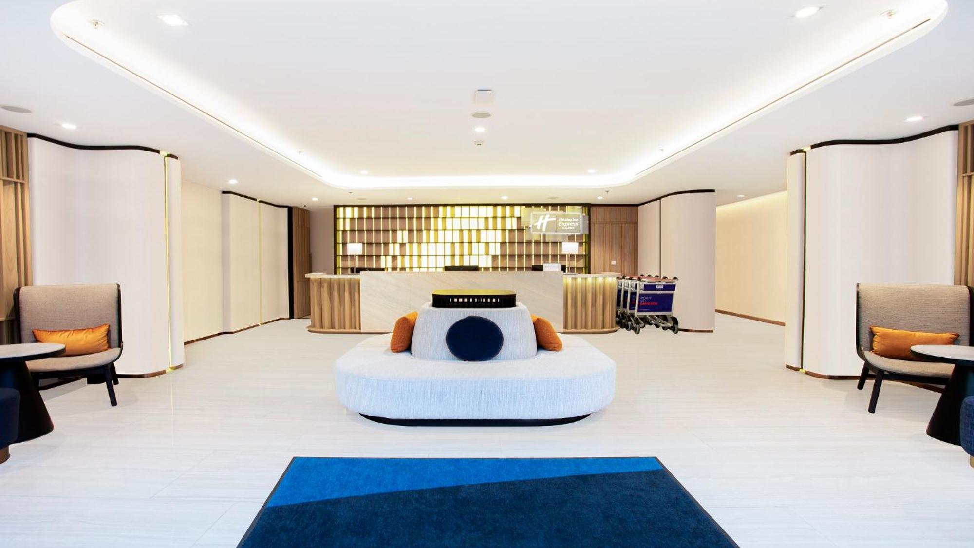 Holiday Inn Express & Suites Bangkok Central Pier By Ihg Zewnętrze zdjęcie